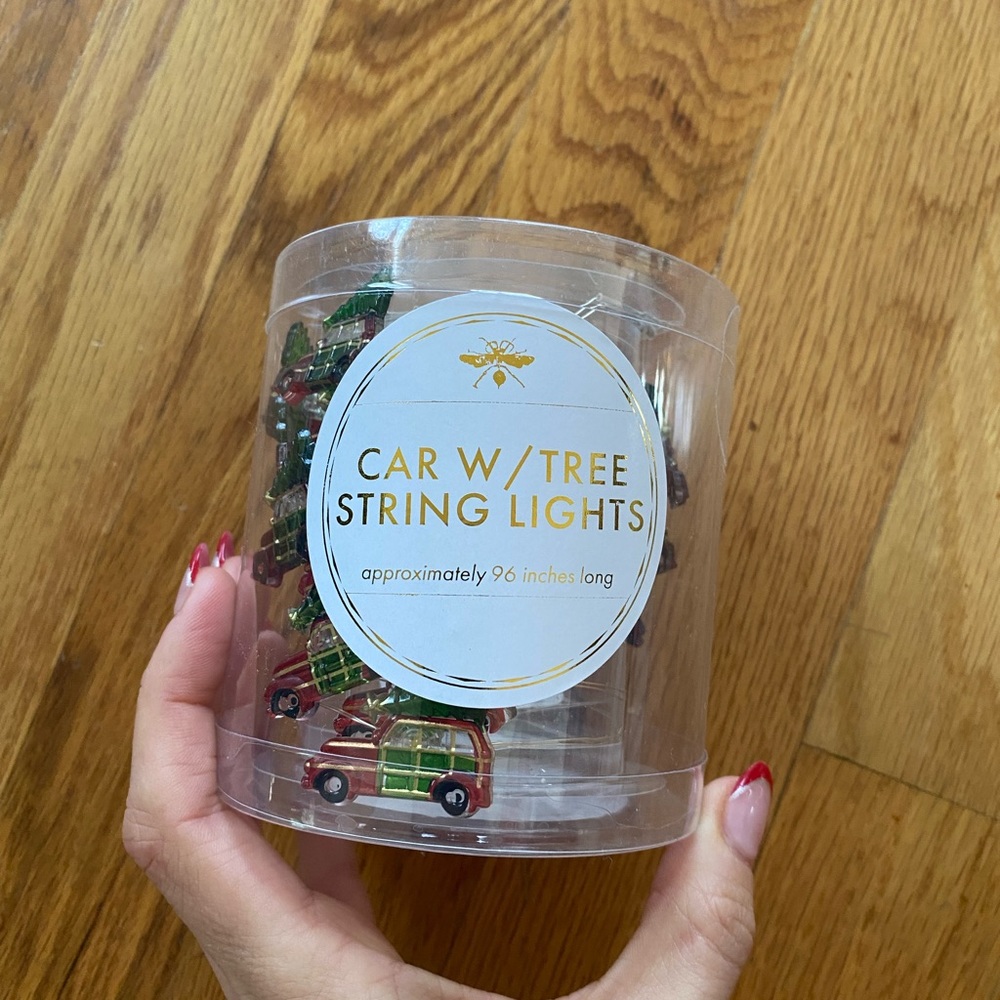 Quirky string lights never opened